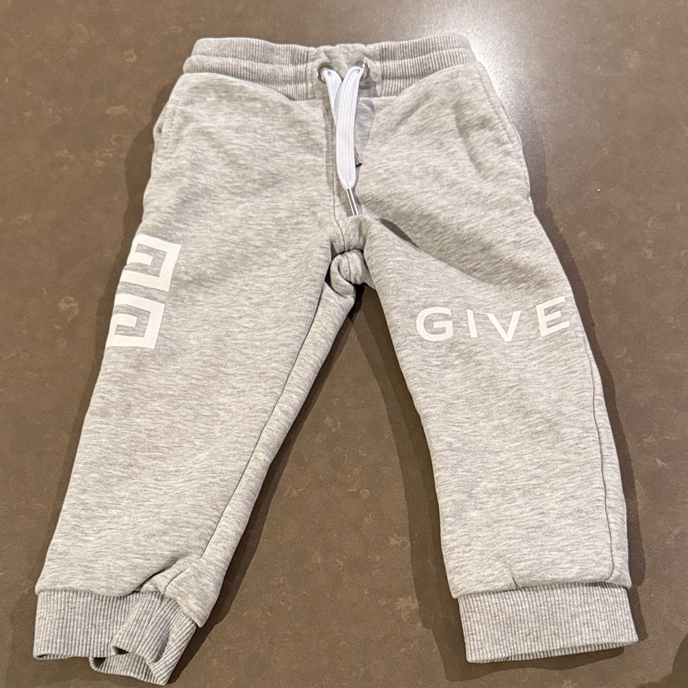 Givenchy Gray Kids Jogger Pants size 2T